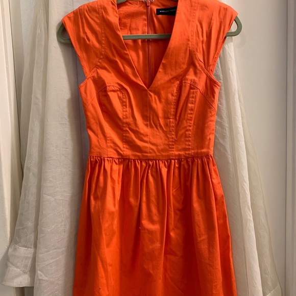 French Connection Cap Sleeve V-Neck Dress Size 2 - Picture 2 of 4
